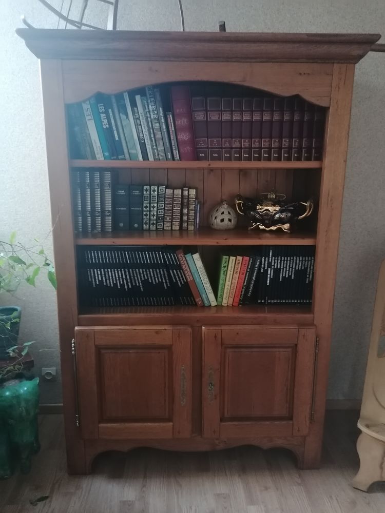 Biblioth�que 300 Champagne-sur-Oise (95)