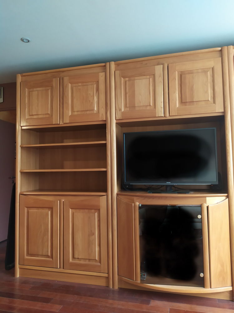 2 Biblioth�ques et 1 Meuble T�l� 0 Gagny (93)