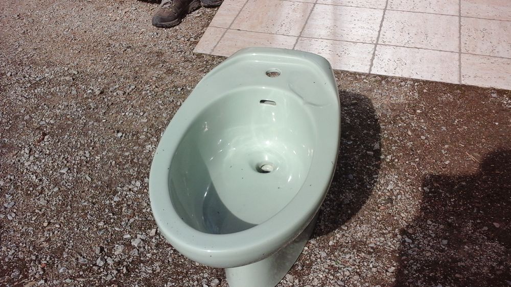  bidet 0 Labastide-de-L�vis (81)