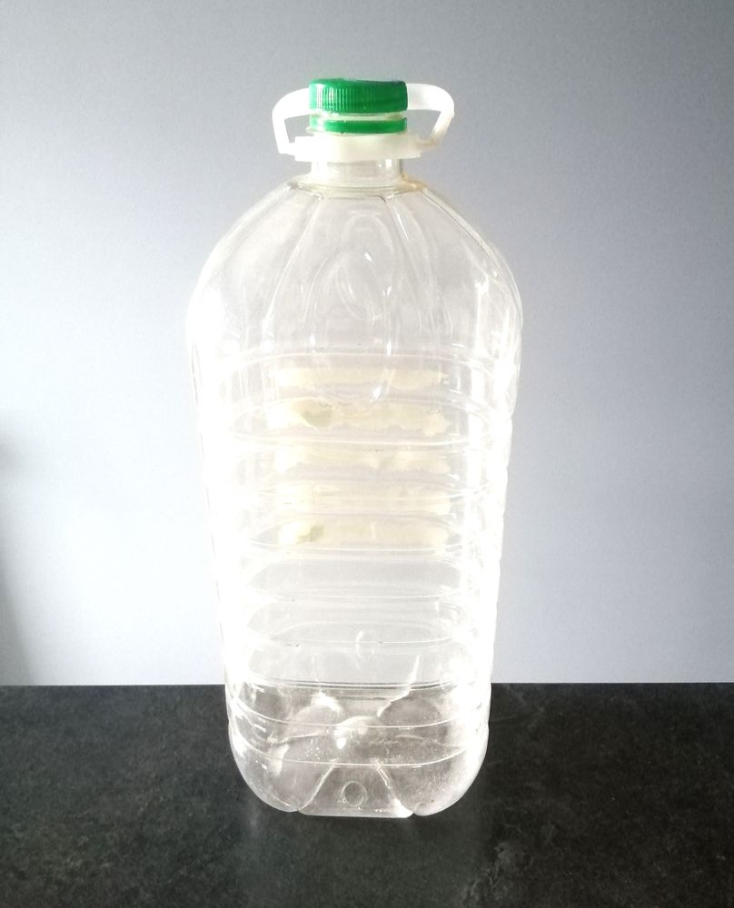 Bidon bouteille de 3 litres 1 Puteaux (92)