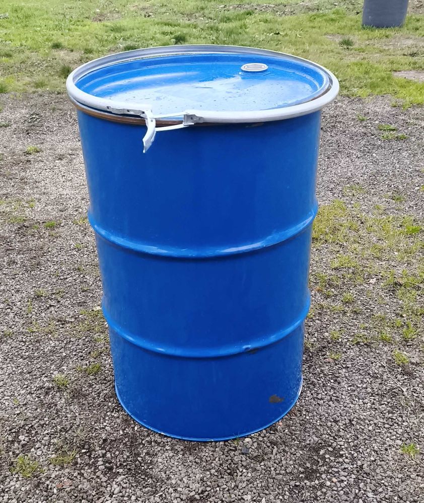 bidon / fut herm�tique 20 Couffoulens (11)