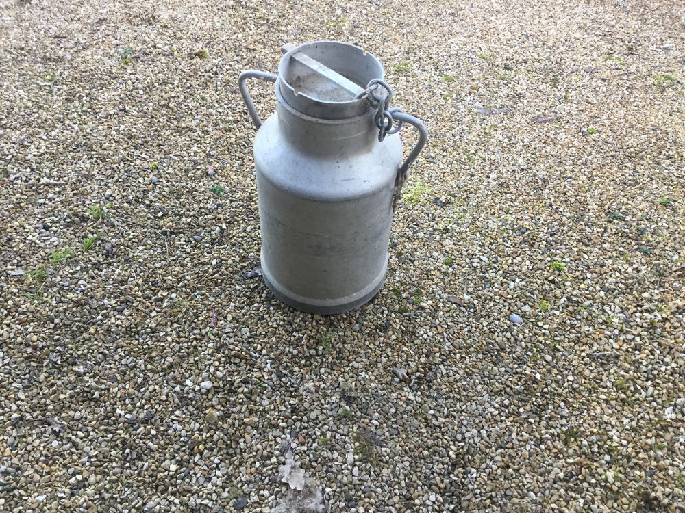 Bidon de lait 30 Thoissey (01)