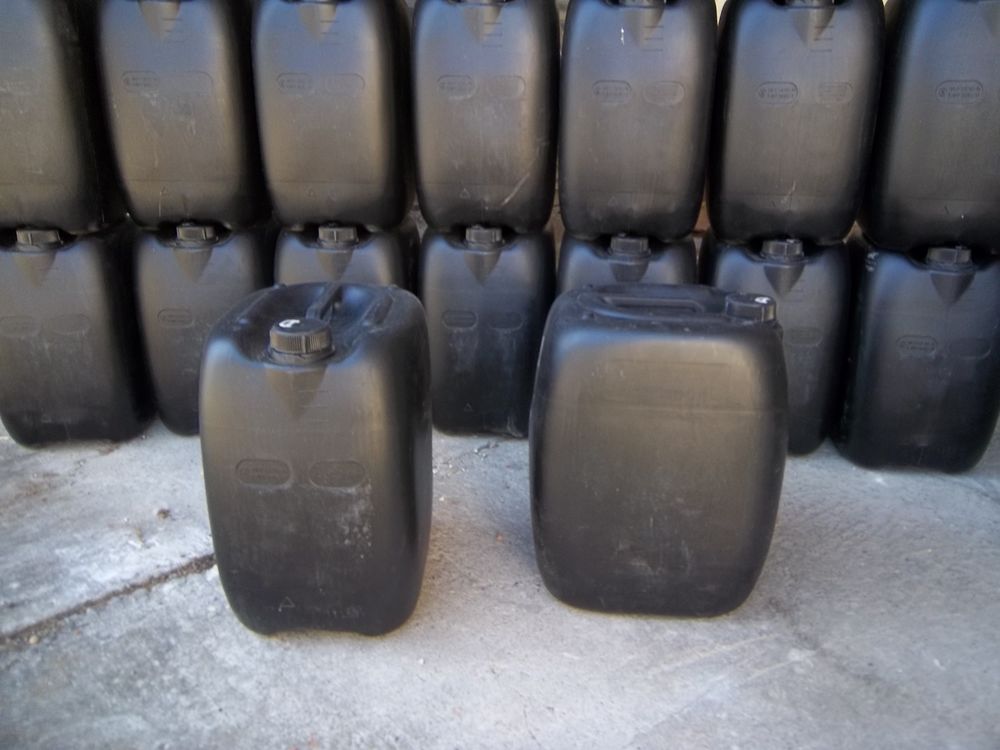 Bidon 20 litres. 4 Charantonnay (38)