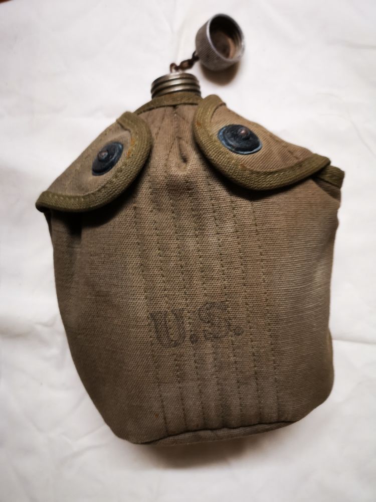 bidon militaire WW2 70 Toulon (83)