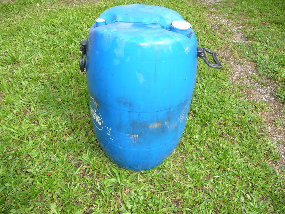 BIDON en Plastique 20 Saint-Quentin-sur-Nohain (58)