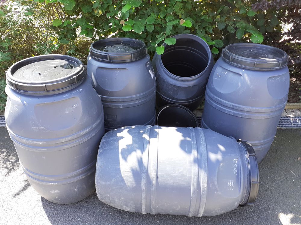 Bidon,fut,tonneau,r�cup�rateur 250 l ALIMENTAIRE+couvercle 20 Saint-Galmier (42)