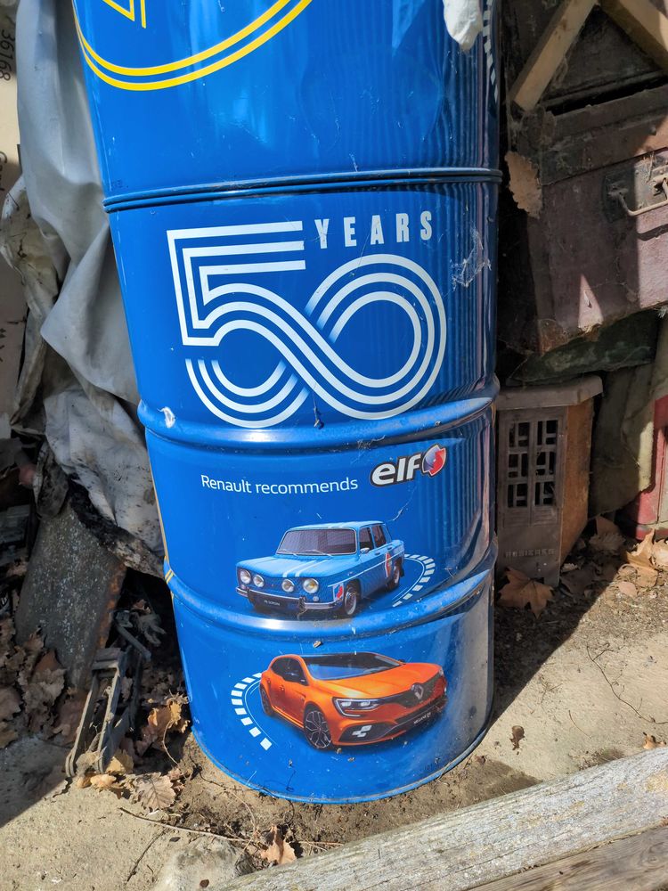 bidons huile Elf vintage 80 Coulad�re (31)