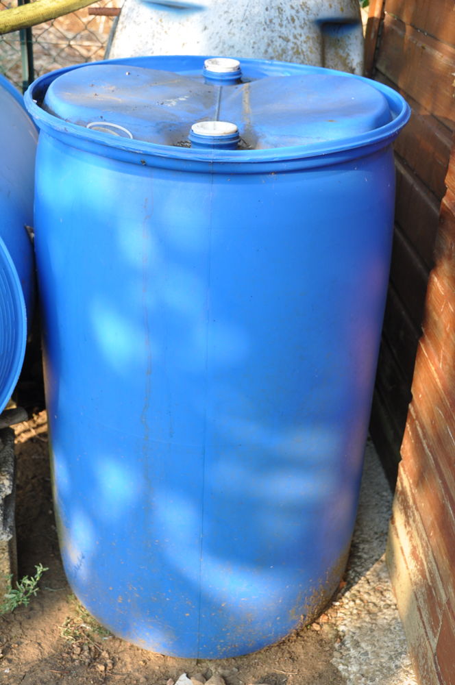 bidons r�serve d'eau 20 Chantonnay (85)