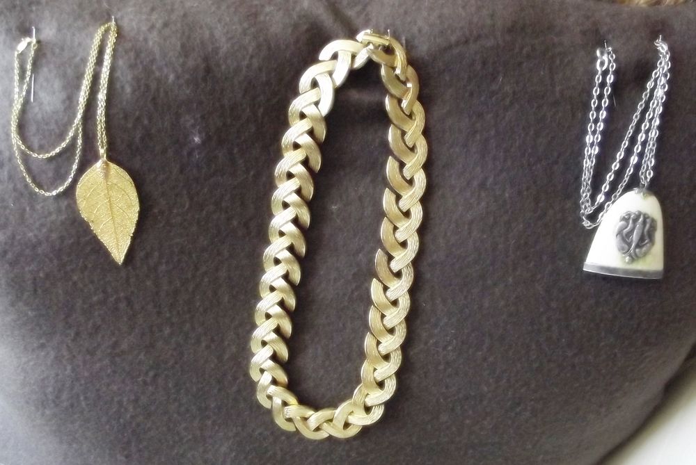 BIJOUX en CADEAUX pour les FETES 20 Plombi�res-les-Bains (88)