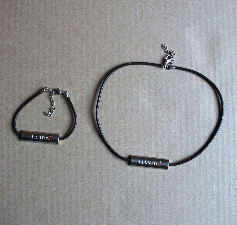  LOT Bijoux Cerruti # Collier et bracelet 20 Castelnaudary (11)