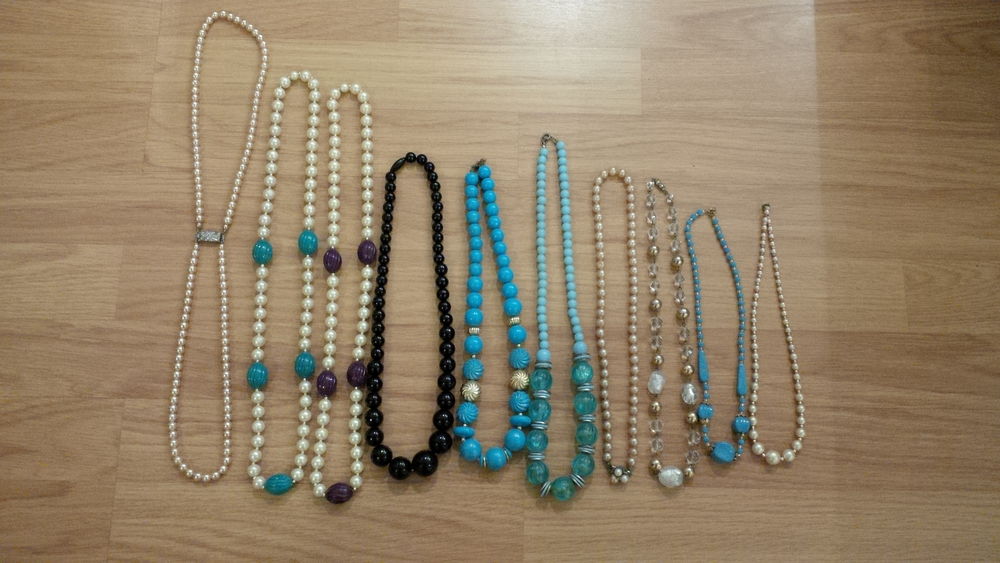Lot bijoux collier vintage 45 Gardanne (13)