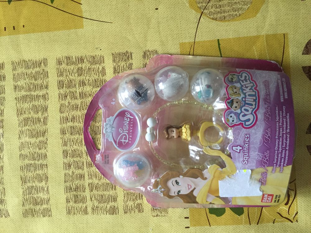 Bijoux surprise disney princesse belle 5 Bruy�res-sur-Oise (95)