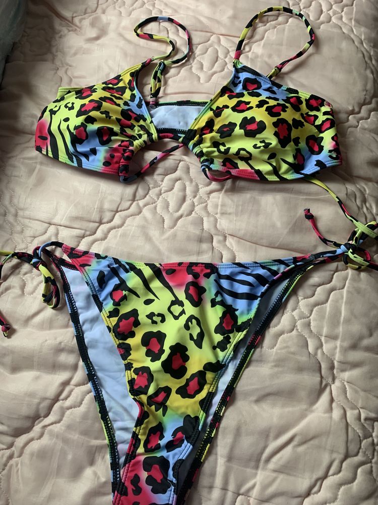 bikini 25 Tourcoing (59)