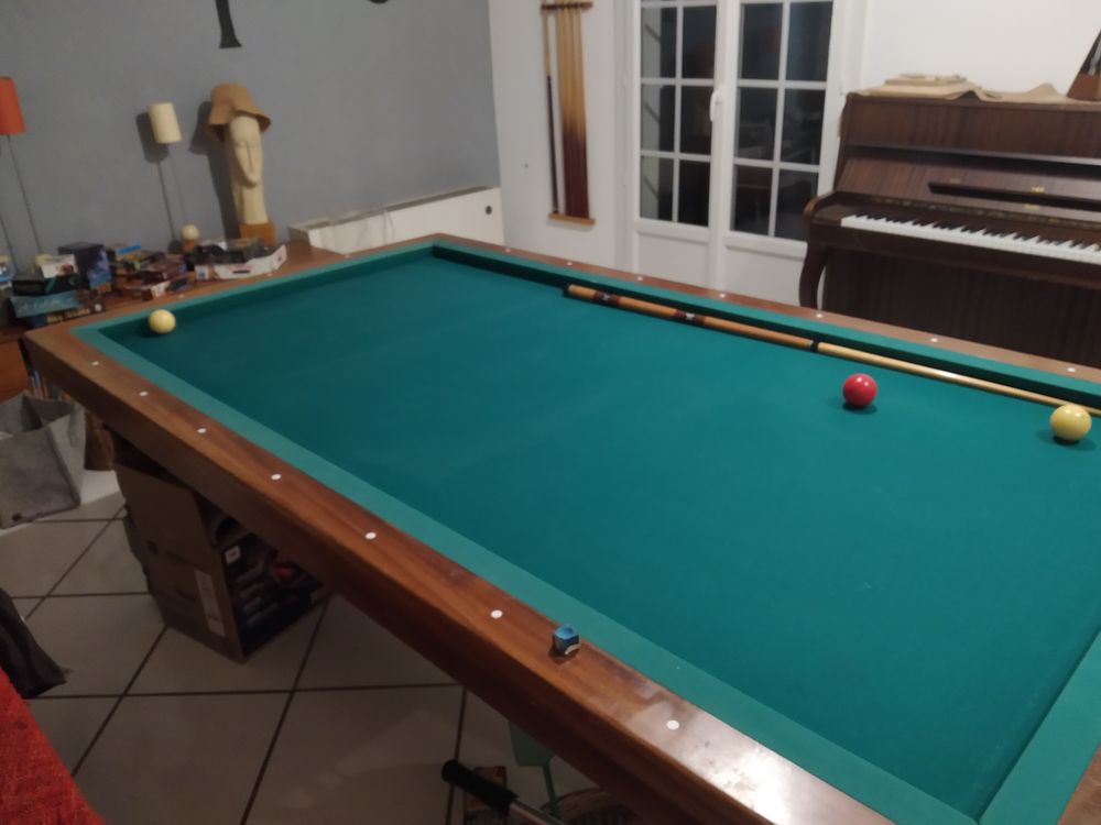 BILLARD FRANCAIS CHEVILLOTTE 300 Mennecy (91)