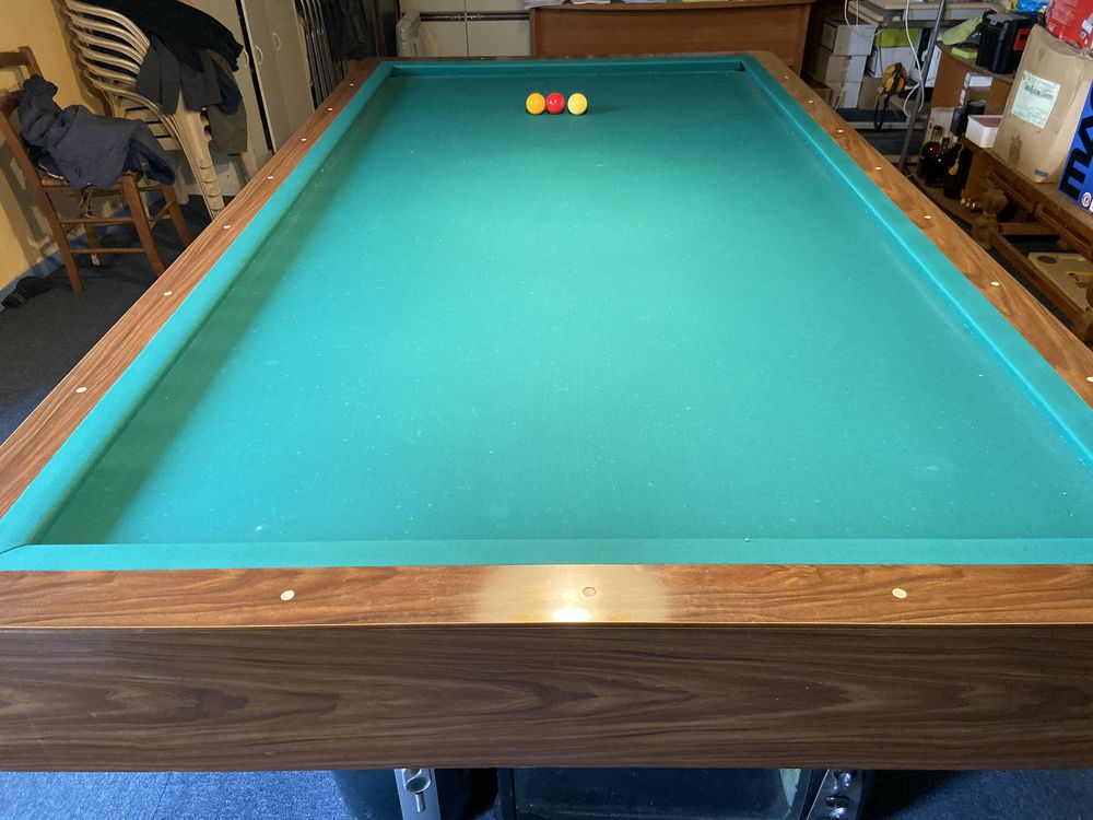 BILLARD FRANCAIS 1300 Ambar�s-et-Lagrave (33)