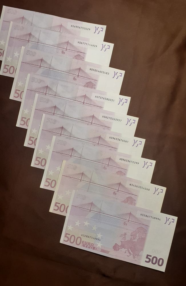 Billets 500 � etat collection 2002 660 Fr�jus (83)