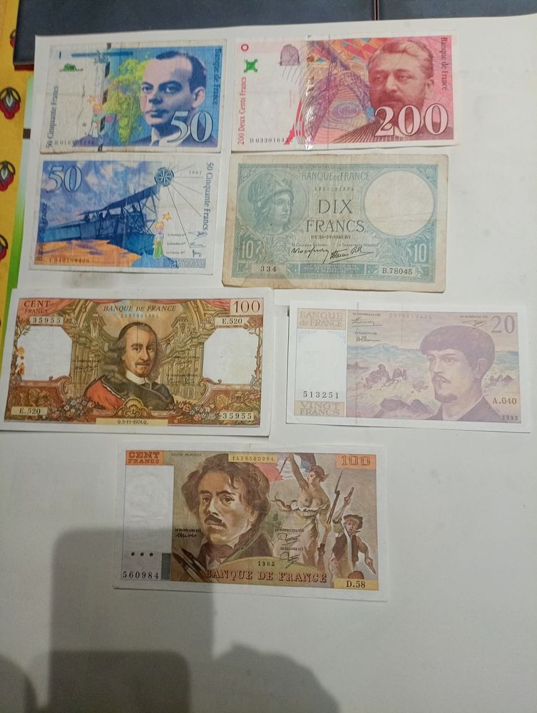 Billets en francs  bon �tat g�n�ral anciens 230 Montcuq (46)