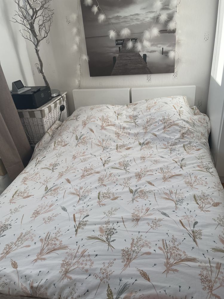 Lit Blanc Brillant + sommier 140x190 - tr�s bonne qualit� 90 Bonneuil-sur-Marne (94)