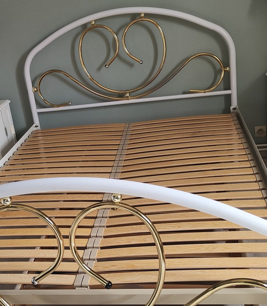 Lit blanc 140 x 190, Matelas 150 Void-Vacon (55)