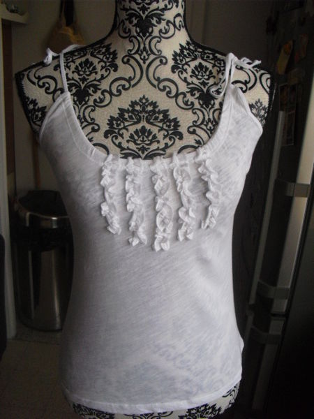 top blanc a motifs bretelles liens a nouer NEUF NAF NAF T S 6 Lyon 5 (69)