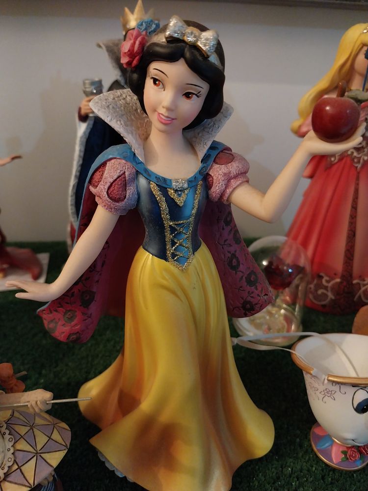Blanche neige haute couture disneyland paris 75 Saint-Laurent-du-Var (06)