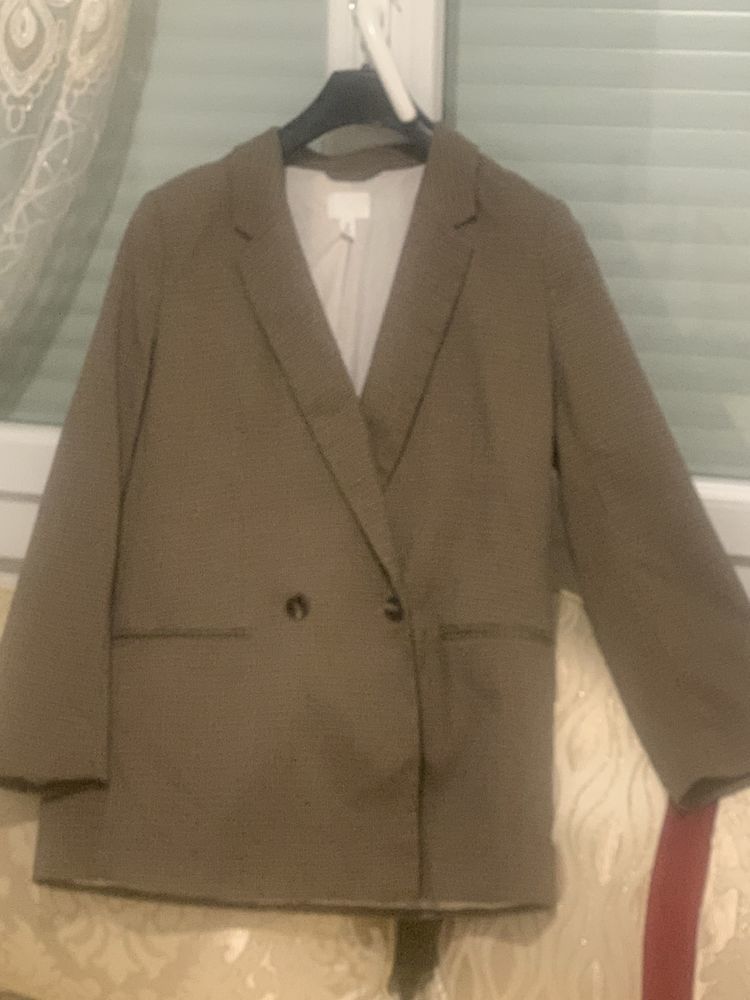 Blazer  H&M �  carreaux  Marron  Occasion  taille Taille S  Tr�s bon �tat g�n�ral 20 N�mes (30)