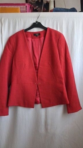 blazer rouge 20 Cuxac-d'Aude (11)