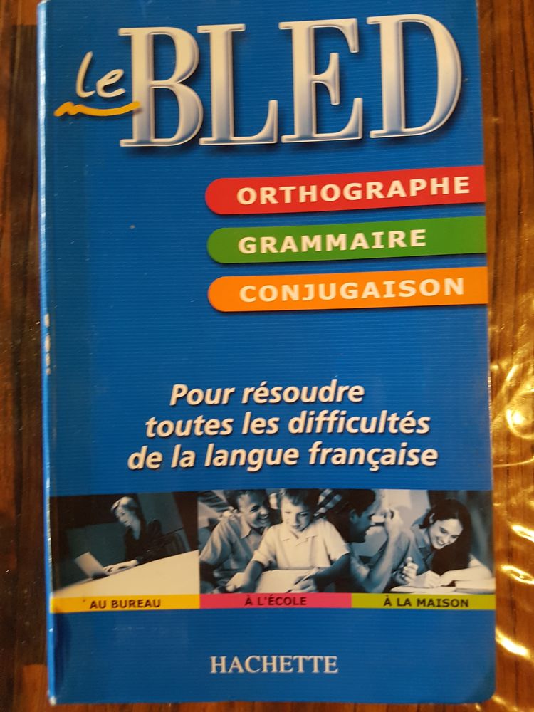 Le BLED �dition Hachette 5 Antibes (06)