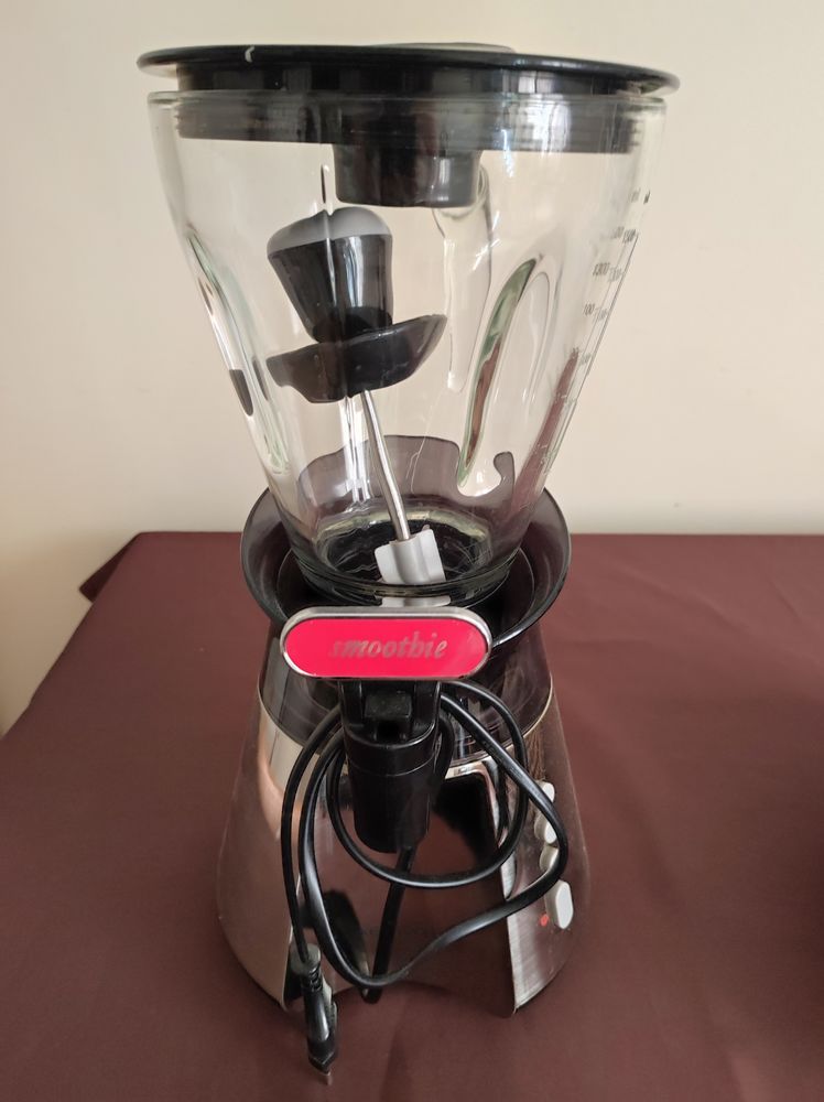 Blender. 35 Freneuse (78)