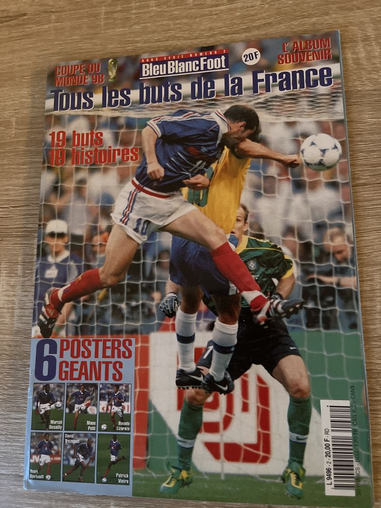 Bleu blanc foot album souvenir CDM 98 10 Mailhac (11)