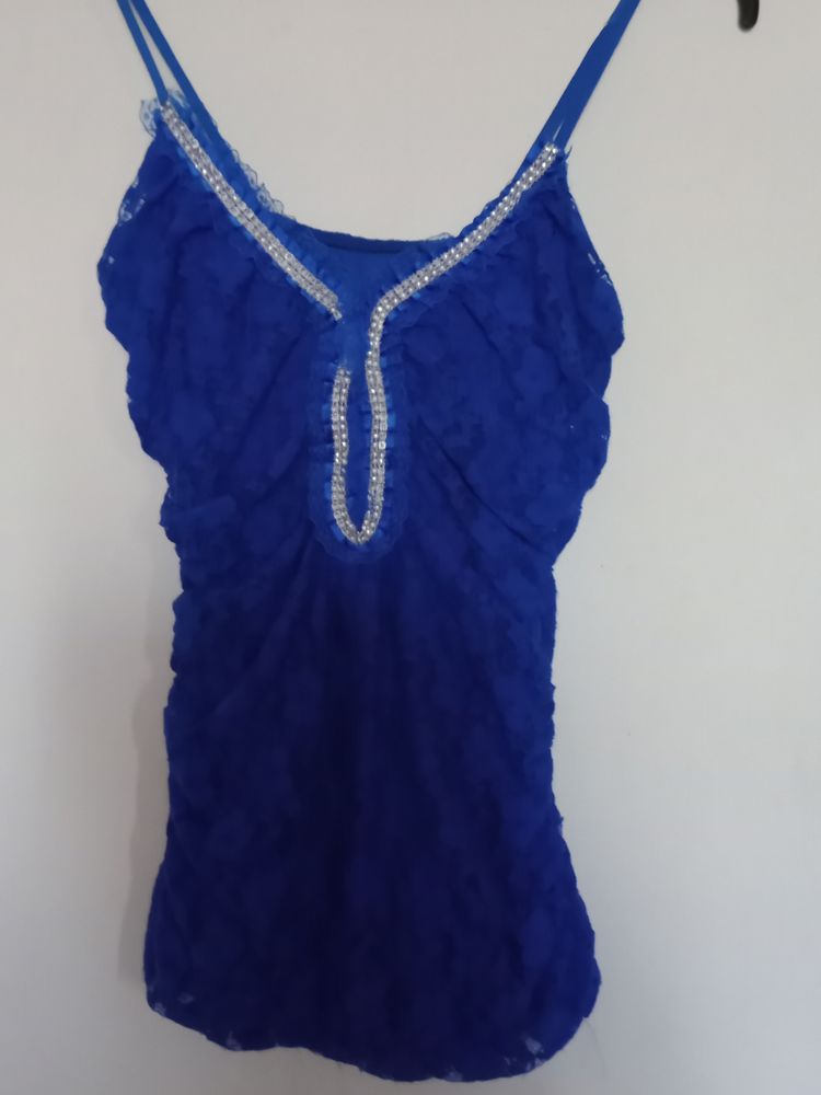 TOP BLEU DENTELLE 15 Cannes La Bocca (06)