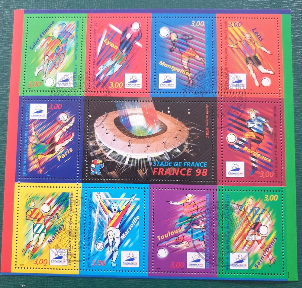 Bloc Feuillet BF19 en dessous faciale 3 Jou�-l�s-Tours (37)