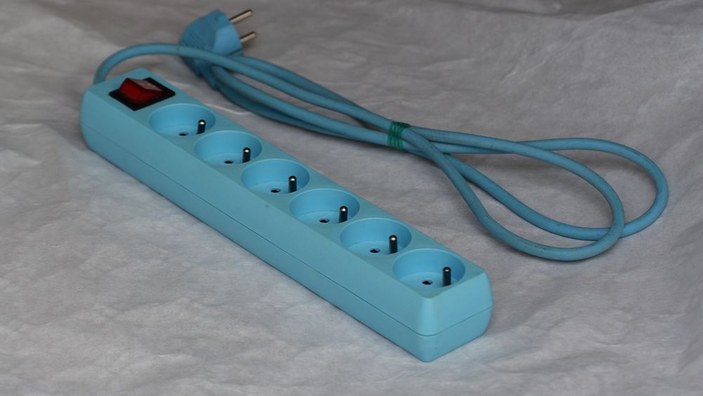 bloc 6 prises 3 Provin (59)