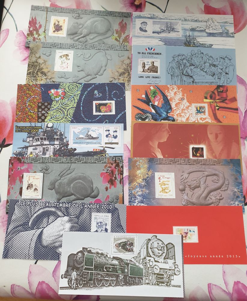 Blocs Souvenirs Lot 13 feuillets seuls pour collection 30 Jou�-l�s-Tours (37)