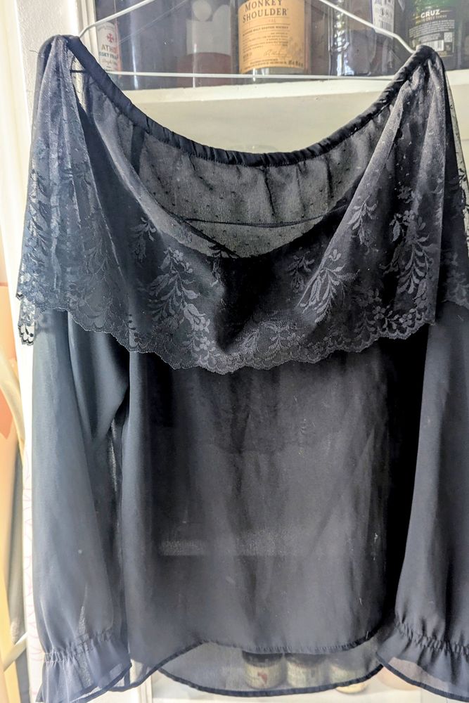 Blouse dentelle transparente 9 Bouff�mont (95)