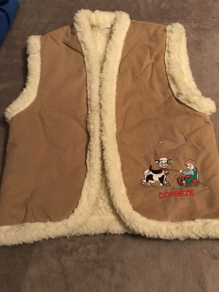 BLOUSON BEIGE/MARRON   6 ANS Fourrure synthetique 13 Saint-Genis-Laval (69)