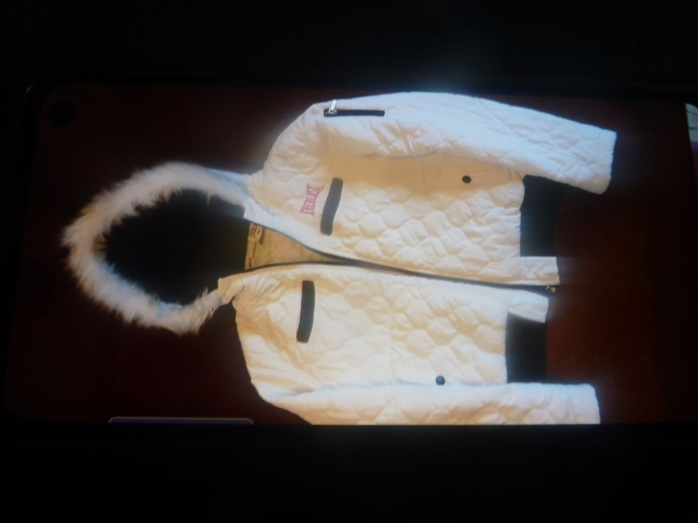 Blouson blanc  - Neuf - 12 Saint-Prix (95)