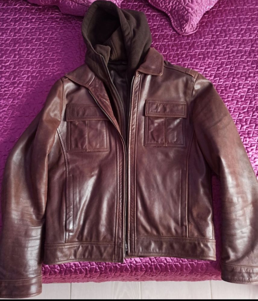 blouson � capuche en cuir 600 Villeneuve-la-Guyard (89)