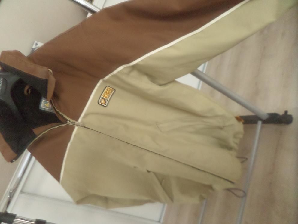 blouson cr�me et marron bon �tat taill 4 Ancenis (44)