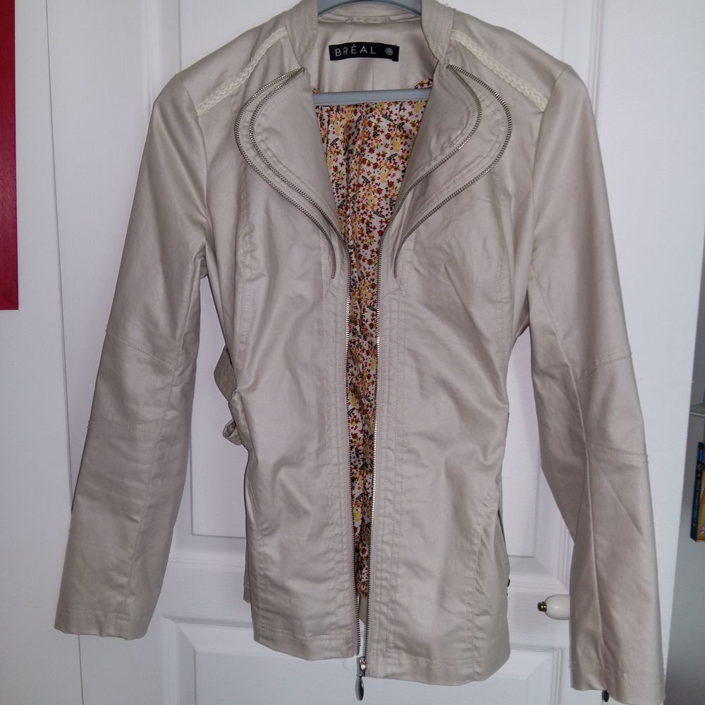 Blouson  cuir Beige clair 20 Mouroux (77)
