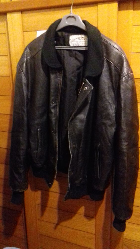 Blouson cuir homme 25 Toulon (83)