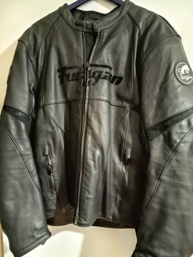 Blouson en cuir homme Furigane 
Grande marque de blouson.. 0 Meulan-en-Yvelines (78)