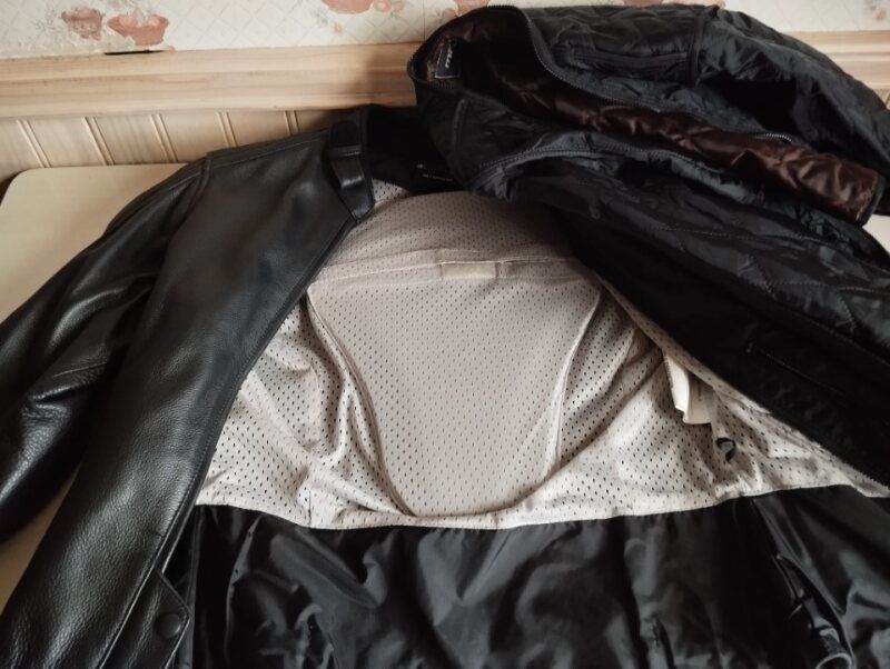 BLOUSON CUIR MOTO FEMME MACADAM 0 Tours (37)