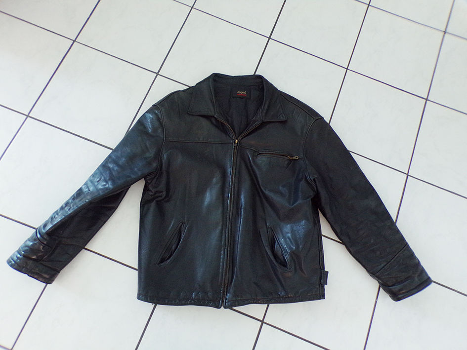 Blouson en cuir noir 20 Espira-de-l'Agly (66)