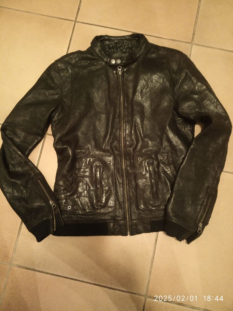 blouson cuir unisexe Taille M 60 Six-Fours-les-Plages (83)