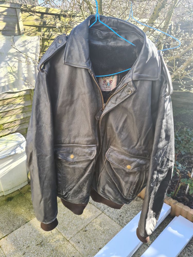 Blouson en cuir v�ritable + doublure  - Qui date 50 Haubourdin (59)