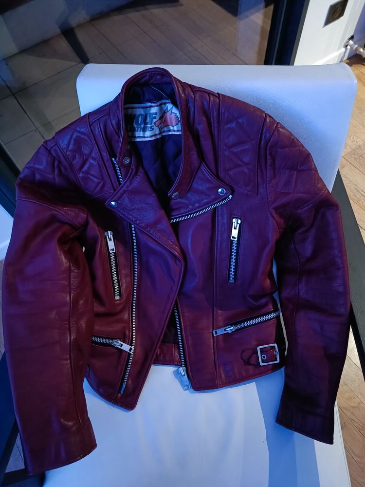 Blouson en cuir vintage Wolf Leathers en parfait �tat 89 Barberaz (73)