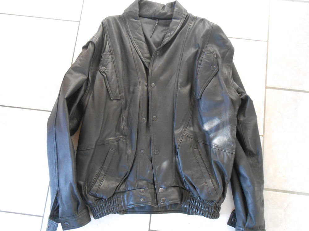 Blouson en CUIR 40 P�rign� (79)