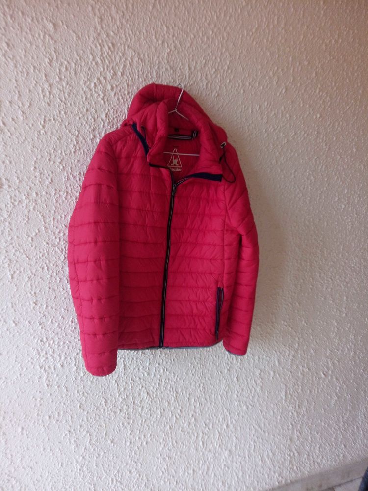 blouson doudoune Gaastra rouge 15 Les Sables-d'Olonne (85)