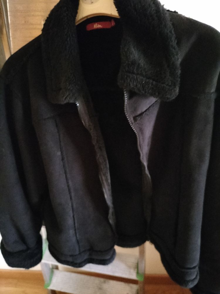 Blouson femme style daim noir 25 Fresnes (94)